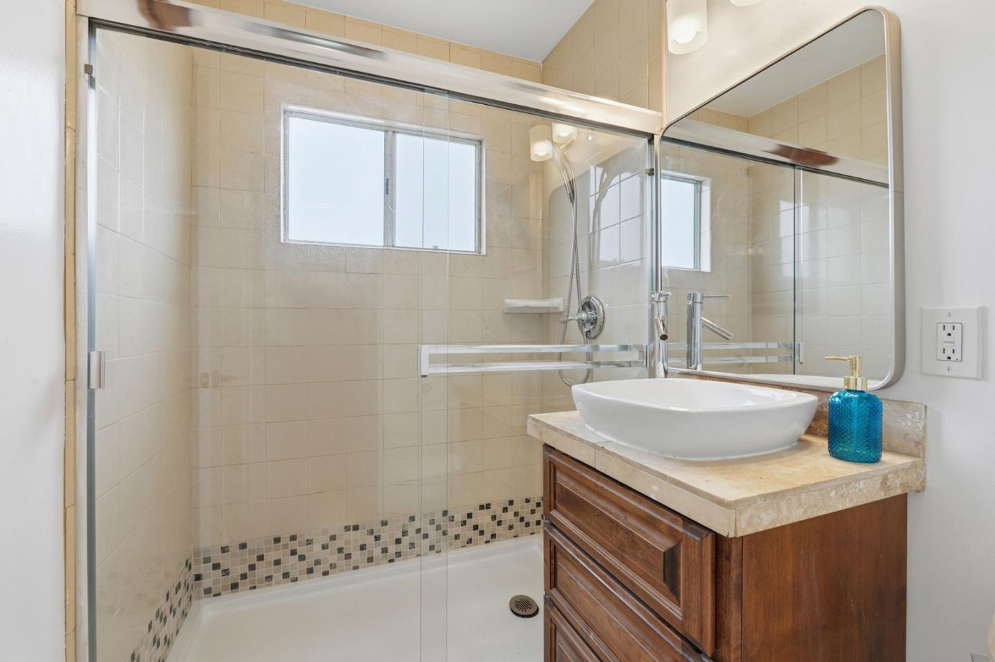 Detail Gallery Image 32 of 38 For 1715 El Verano Way, Belmont,  CA 94002 - 3 Beds | 2 Baths