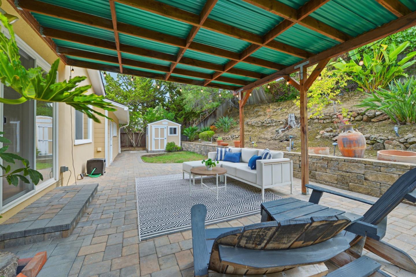 Detail Gallery Image 33 of 38 For 1715 El Verano Way, Belmont,  CA 94002 - 3 Beds | 2 Baths