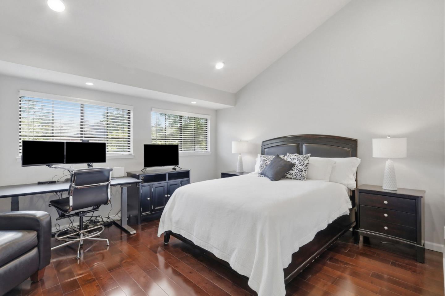 Detail Gallery Image 21 of 36 For 2093 Wente Way, San Jose,  CA 95125 - 3 Beds | 2/1 Baths