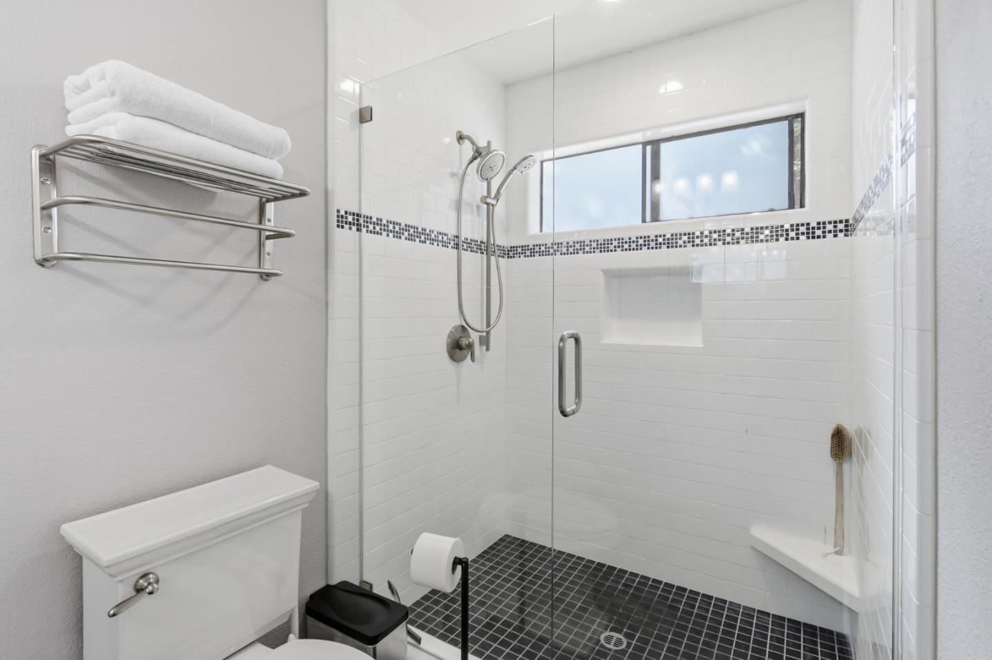 Detail Gallery Image 31 of 36 For 2093 Wente Way, San Jose,  CA 95125 - 3 Beds | 2/1 Baths