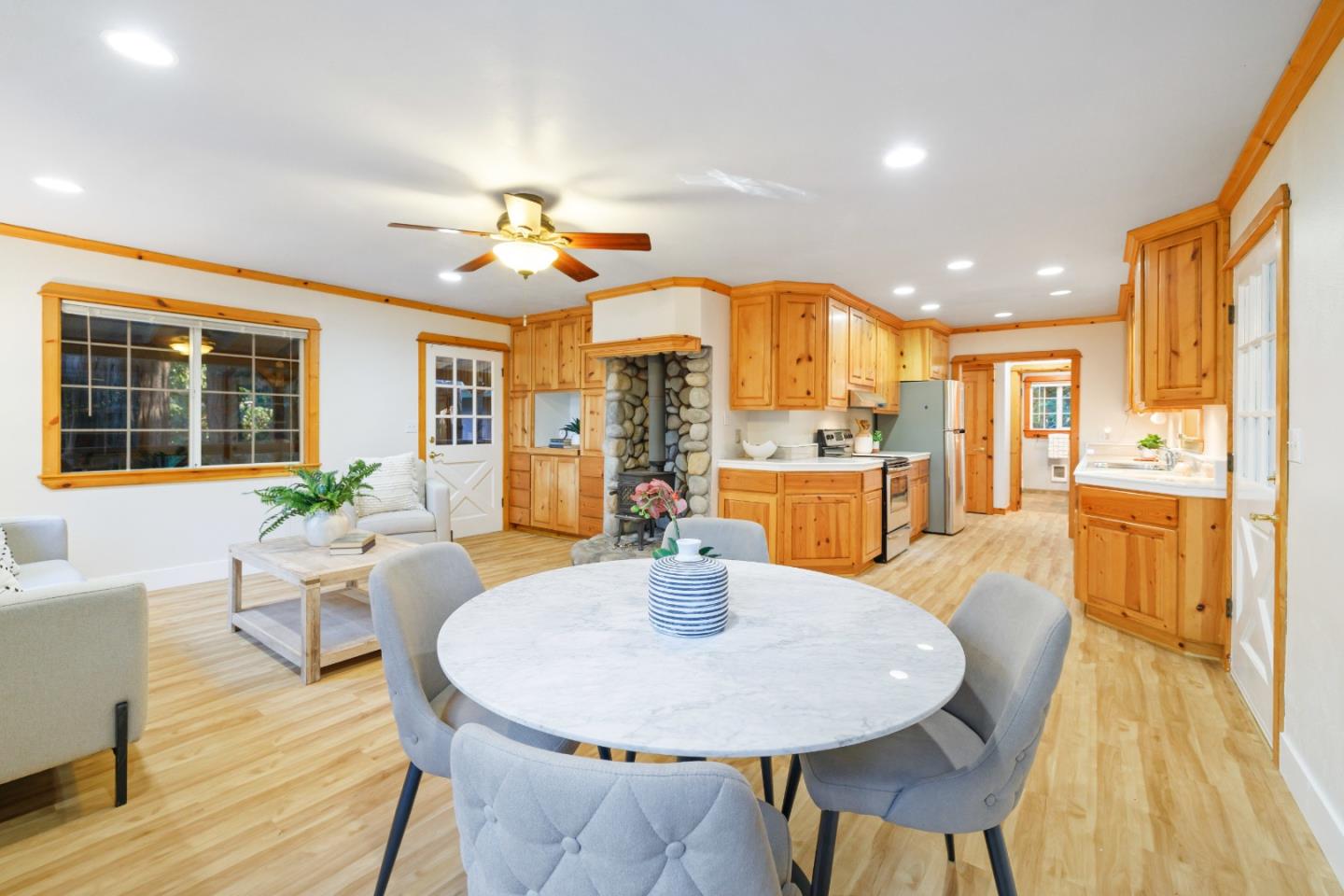 Detail Gallery Image 6 of 65 For 345 Condor Ave, Ben Lomond,  CA 95005 - 2 Beds | 1 Baths