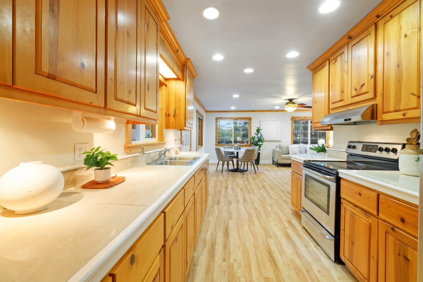 Detail Gallery Image 8 of 65 For 345 Condor Ave, Ben Lomond,  CA 95005 - 2 Beds | 1 Baths