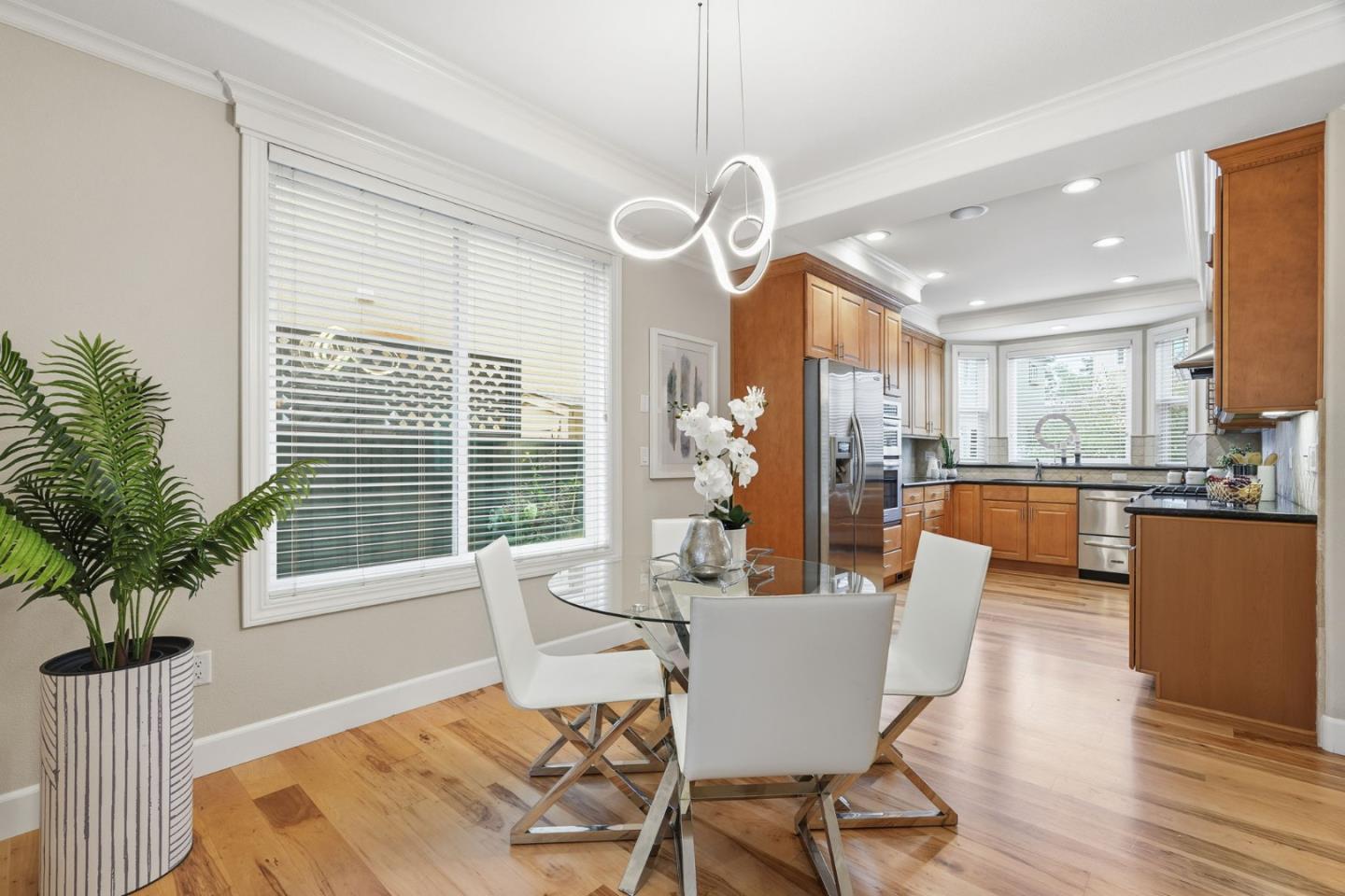 Detail Gallery Image 14 of 48 For 1515 Dentona Pl, San Jose,  CA 95118 - 4 Beds | 2/1 Baths