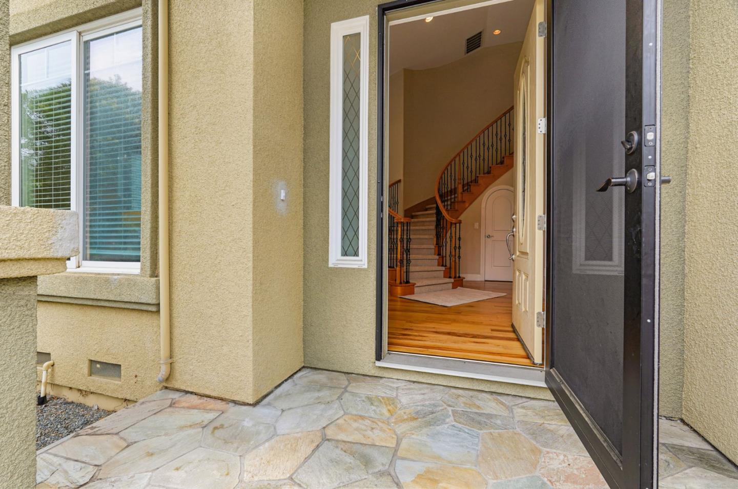 Detail Gallery Image 4 of 48 For 1515 Dentona Pl, San Jose,  CA 95118 - 4 Beds | 2/1 Baths