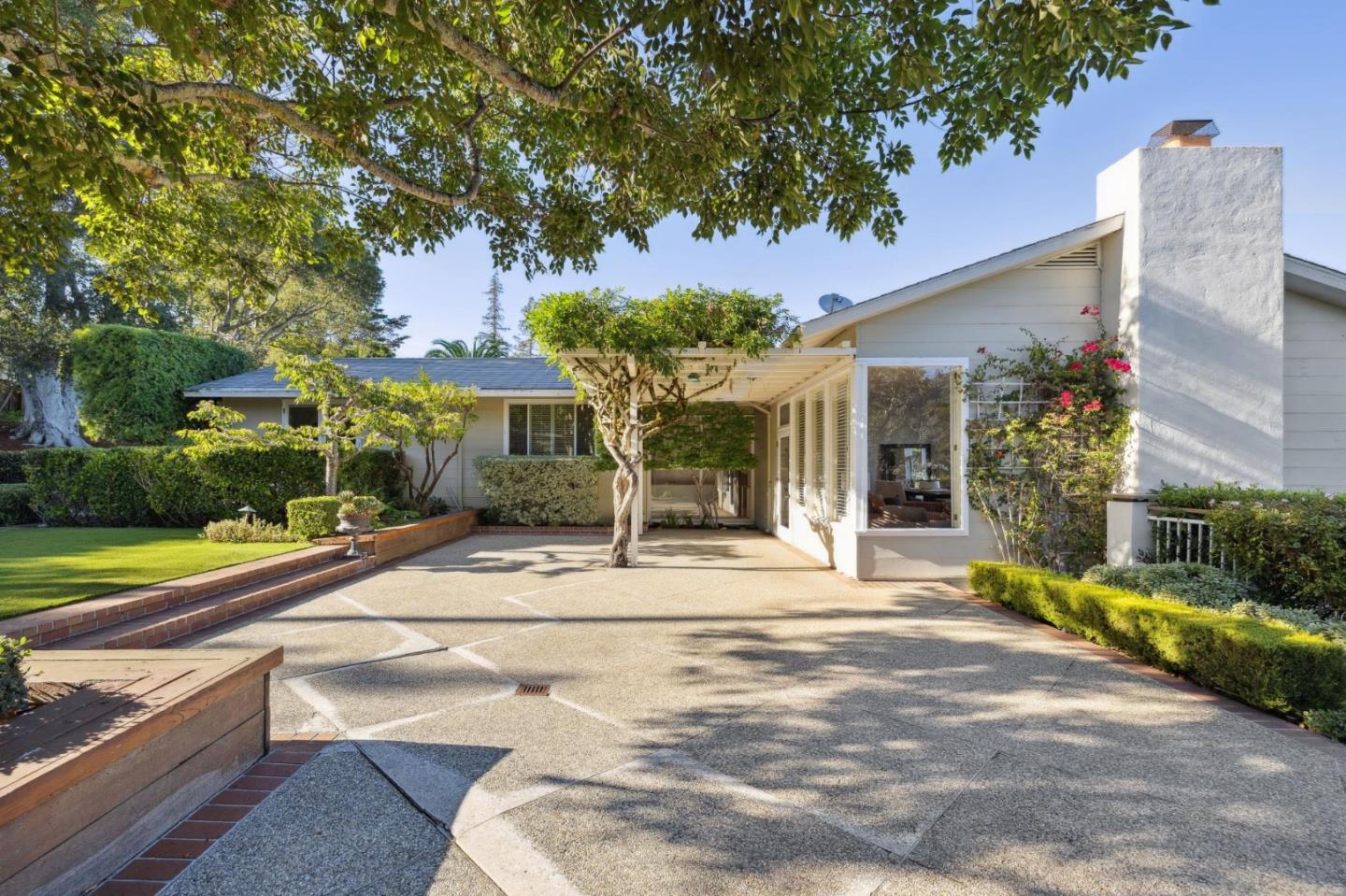 Detail Gallery Image 40 of 47 For 465 El Centro Rd, Hillsborough,  CA 94010 - 3 Beds | 3 Baths