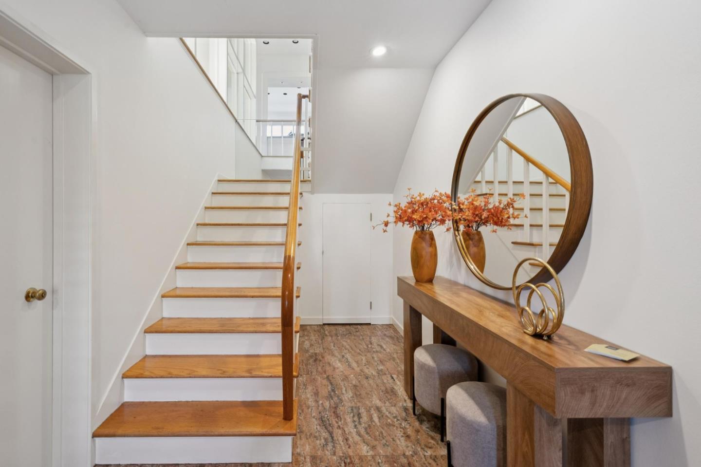 Detail Gallery Image 9 of 47 For 465 El Centro Rd, Hillsborough,  CA 94010 - 3 Beds | 3 Baths