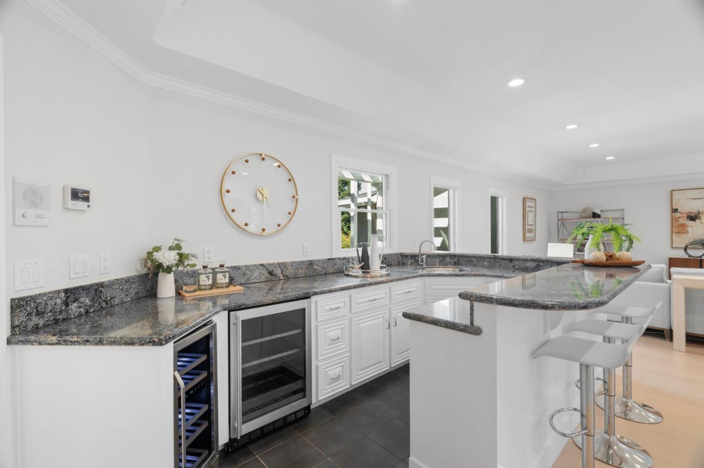 Detail Gallery Image 29 of 73 For 19305 Zinfandel Ct, Saratoga,  CA 95070 - 5 Beds | 5/1 Baths