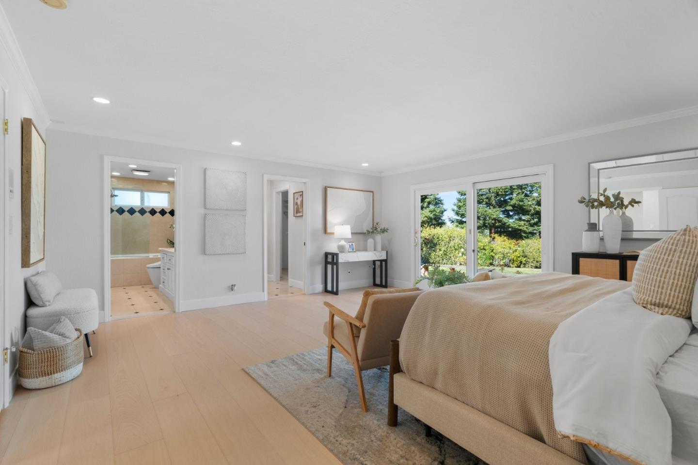 Detail Gallery Image 34 of 73 For 19305 Zinfandel Ct, Saratoga,  CA 95070 - 5 Beds | 5/1 Baths