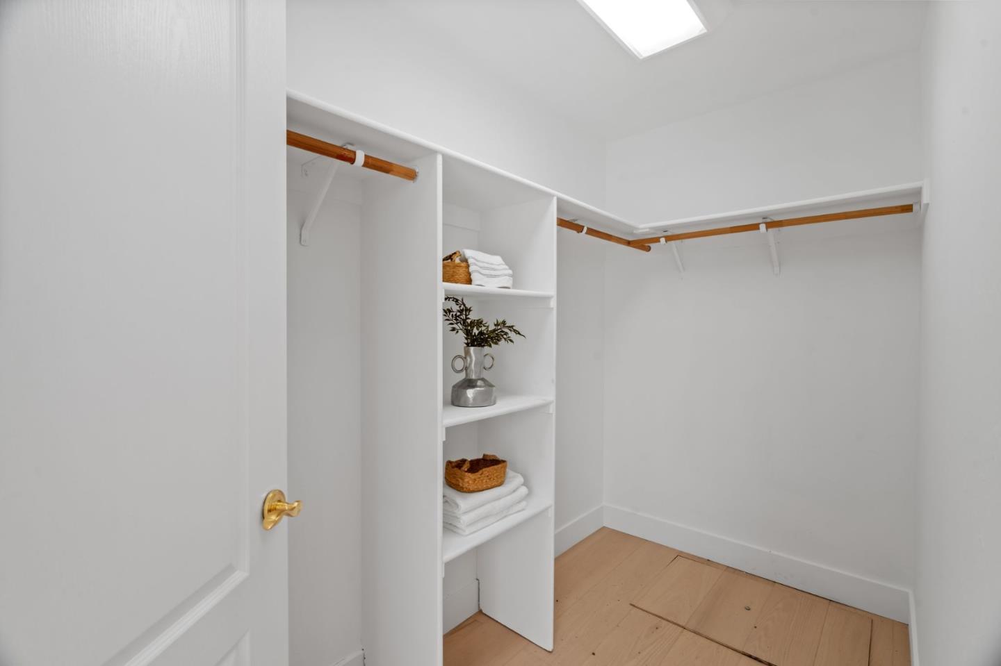 Detail Gallery Image 40 of 73 For 19305 Zinfandel Ct, Saratoga,  CA 95070 - 5 Beds | 5/1 Baths