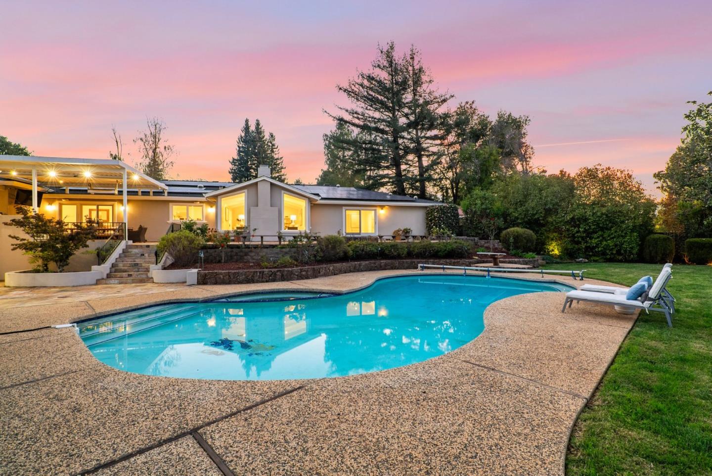 Detail Gallery Image 63 of 73 For 19305 Zinfandel Ct, Saratoga,  CA 95070 - 5 Beds | 5/1 Baths