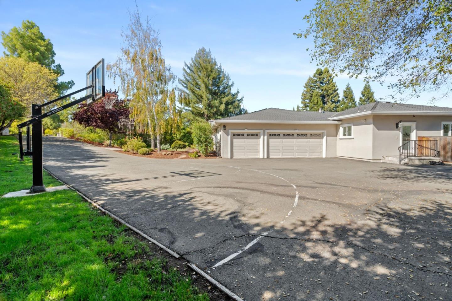 Detail Gallery Image 71 of 73 For 19305 Zinfandel Ct, Saratoga,  CA 95070 - 5 Beds | 5/1 Baths