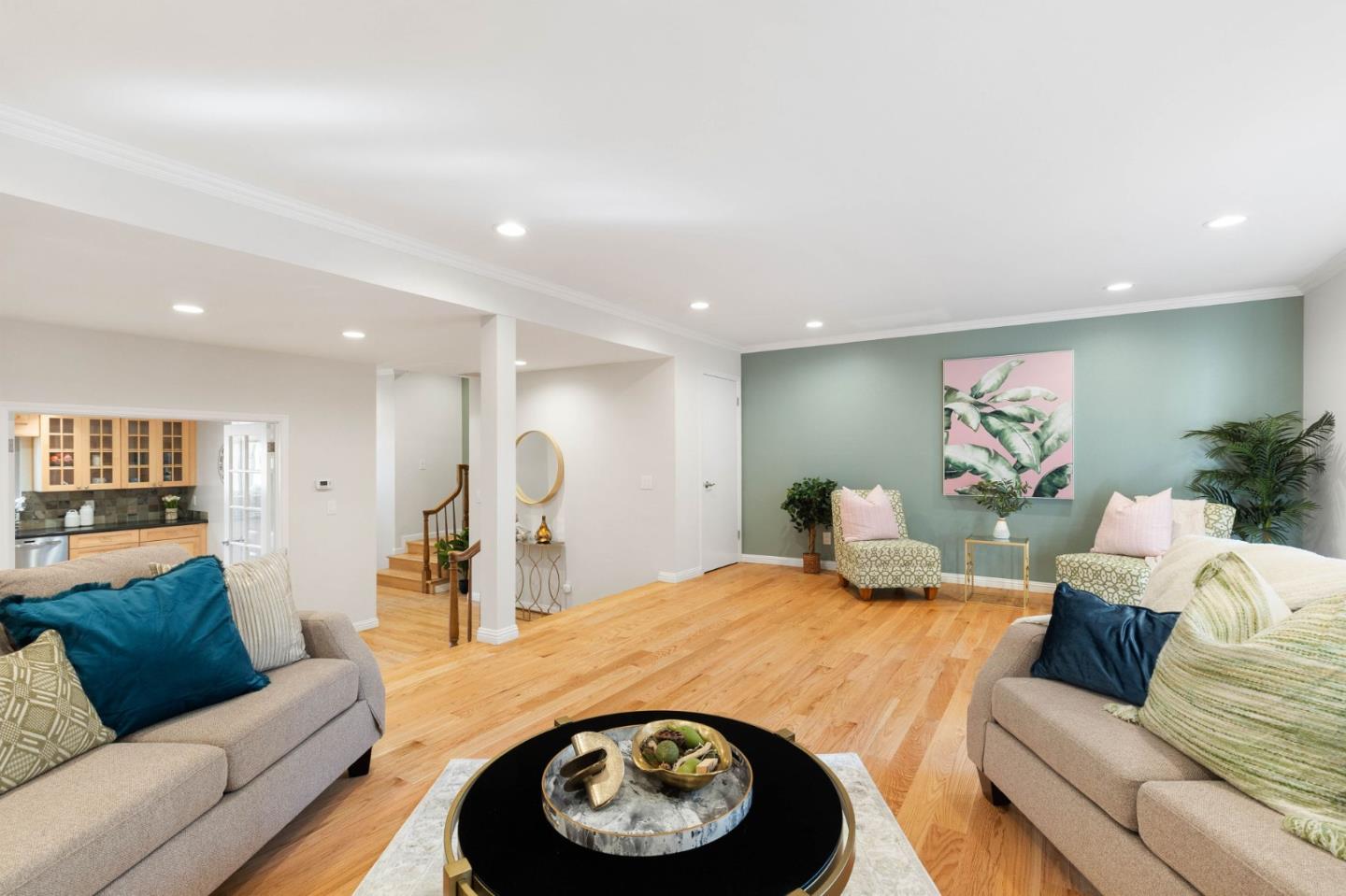 Detail Gallery Image 14 of 33 For 18400 Overlook Rd #56,  Los Gatos,  CA 95030 - 3 Beds | 2/1 Baths