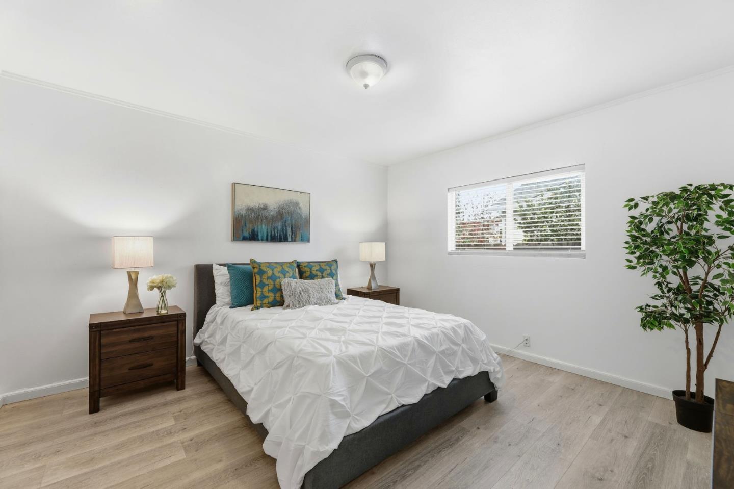 Detail Gallery Image 19 of 34 For 369 Doris Ave, San Jose,  CA 95127 - 2 Beds | 1 Baths