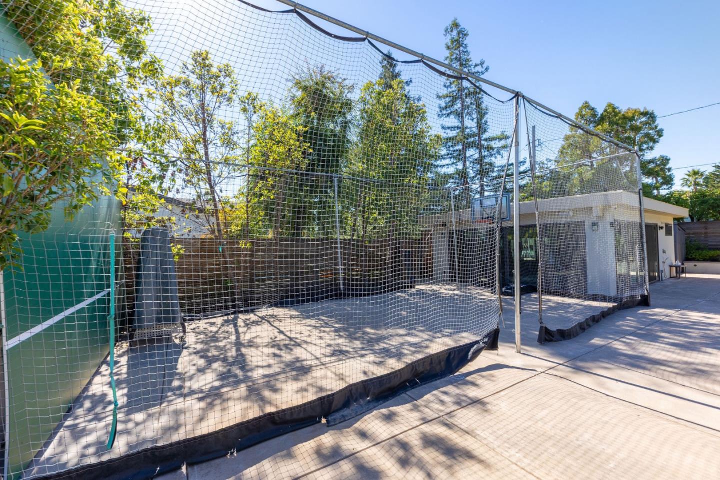 Detail Gallery Image 141 of 150 For 1485 Oak Rim Dr, Hillsborough,  CA 94010 - 5 Beds | 5/1 Baths