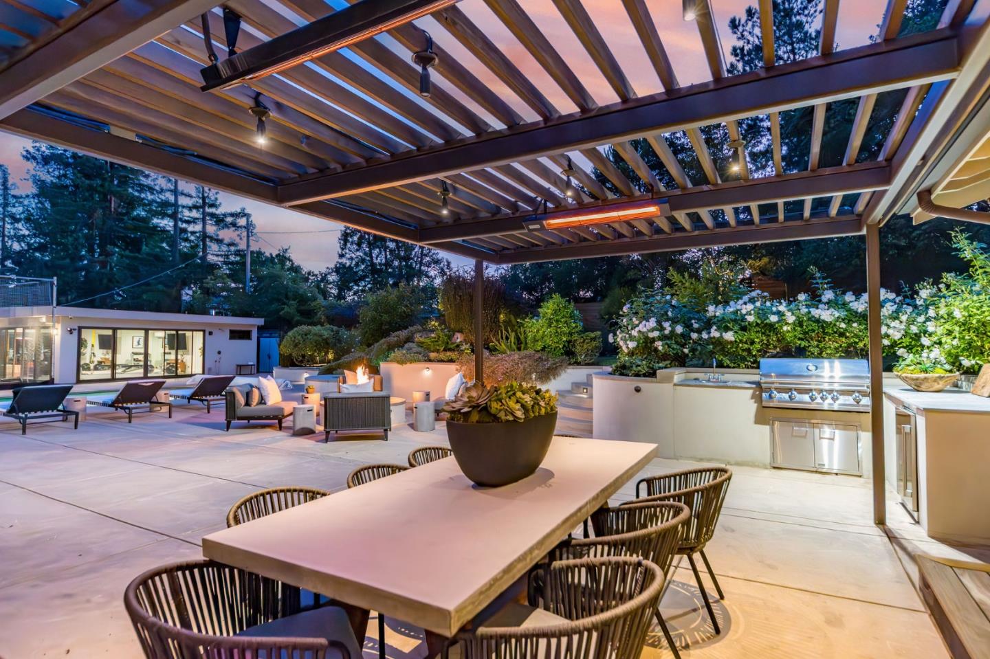 Detail Gallery Image 145 of 150 For 1485 Oak Rim Dr, Hillsborough,  CA 94010 - 5 Beds | 5/1 Baths