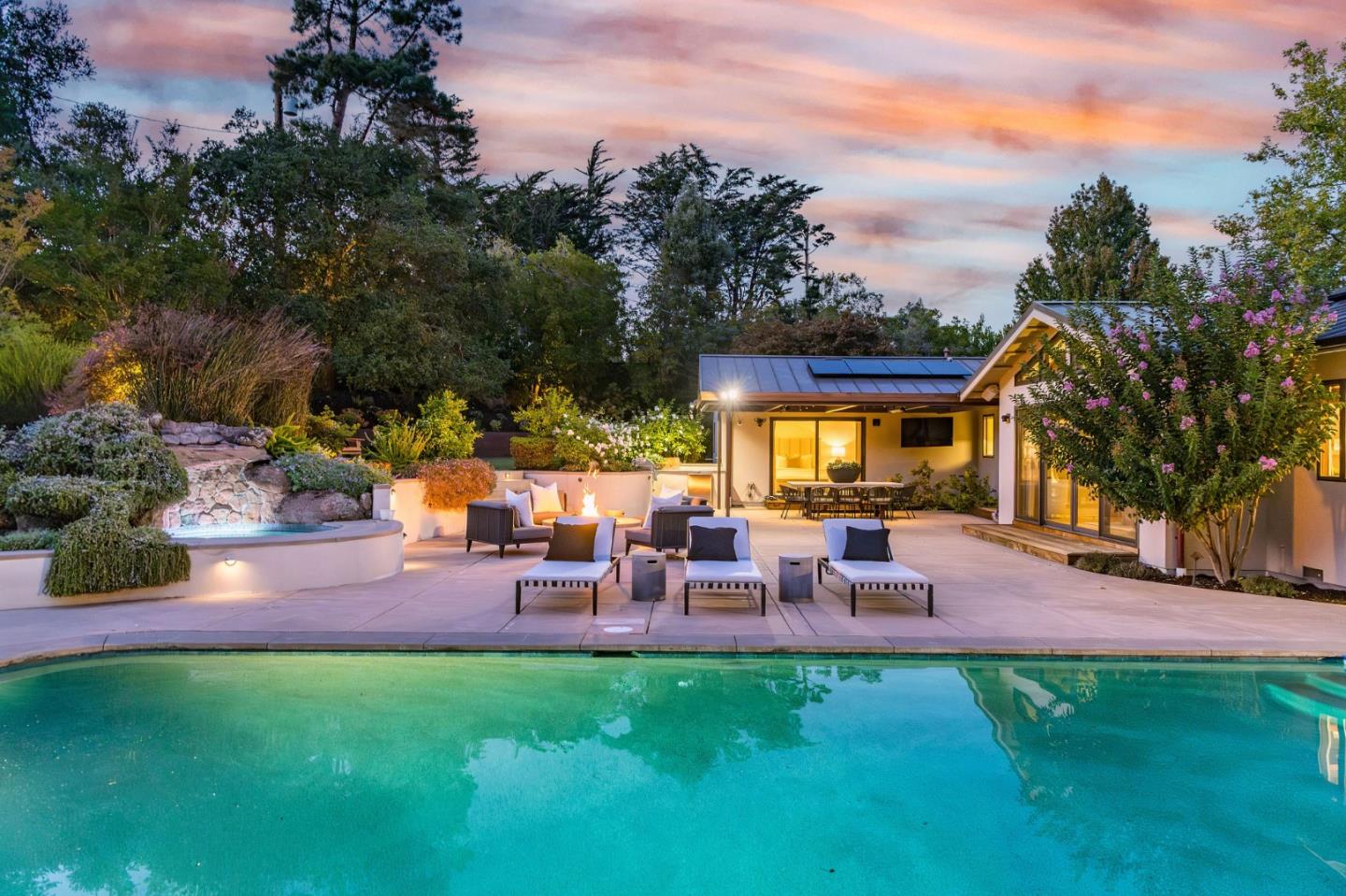 Detail Gallery Image 148 of 150 For 1485 Oak Rim Dr, Hillsborough,  CA 94010 - 5 Beds | 5/1 Baths