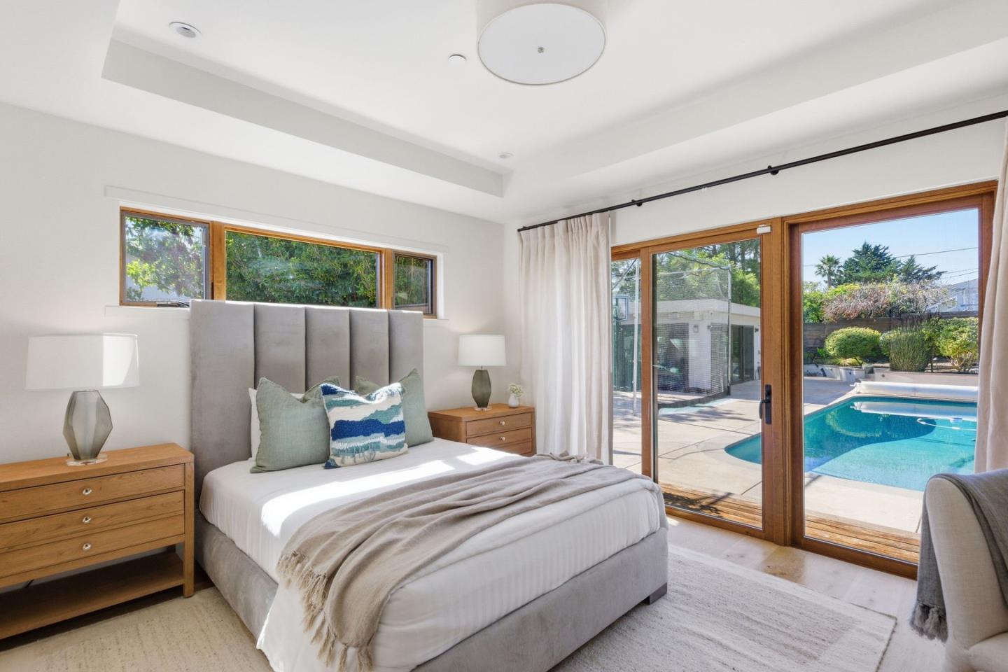 Detail Gallery Image 51 of 150 For 1485 Oak Rim Dr, Hillsborough,  CA 94010 - 5 Beds | 5/1 Baths