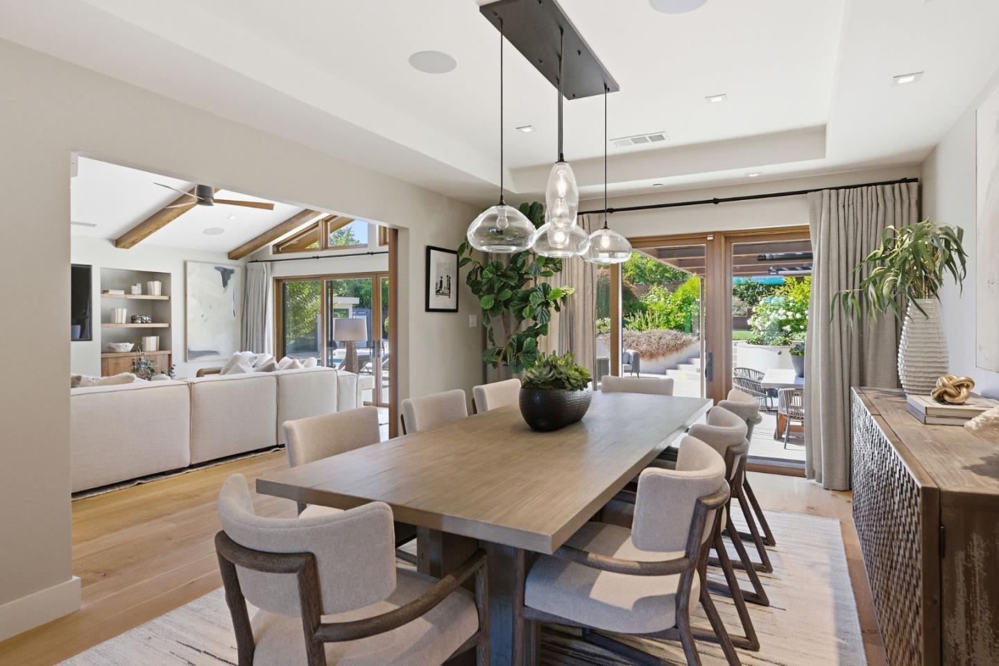 Detail Gallery Image 56 of 150 For 1485 Oak Rim Dr, Hillsborough,  CA 94010 - 5 Beds | 5/1 Baths