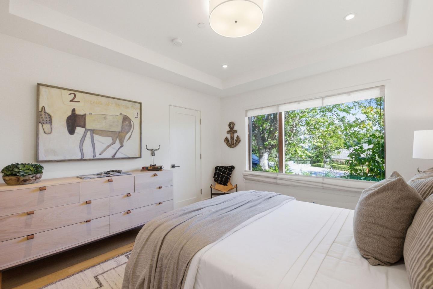 Detail Gallery Image 94 of 150 For 1485 Oak Rim Dr, Hillsborough,  CA 94010 - 5 Beds | 5/1 Baths