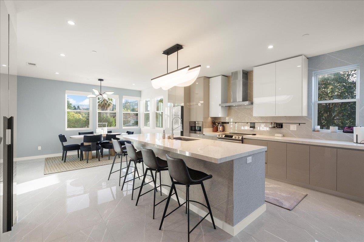 Detail Gallery Image 18 of 61 For 22540 Stevens Creek Blvd, Cupertino,  CA 95014 - 4 Beds | 4 Baths