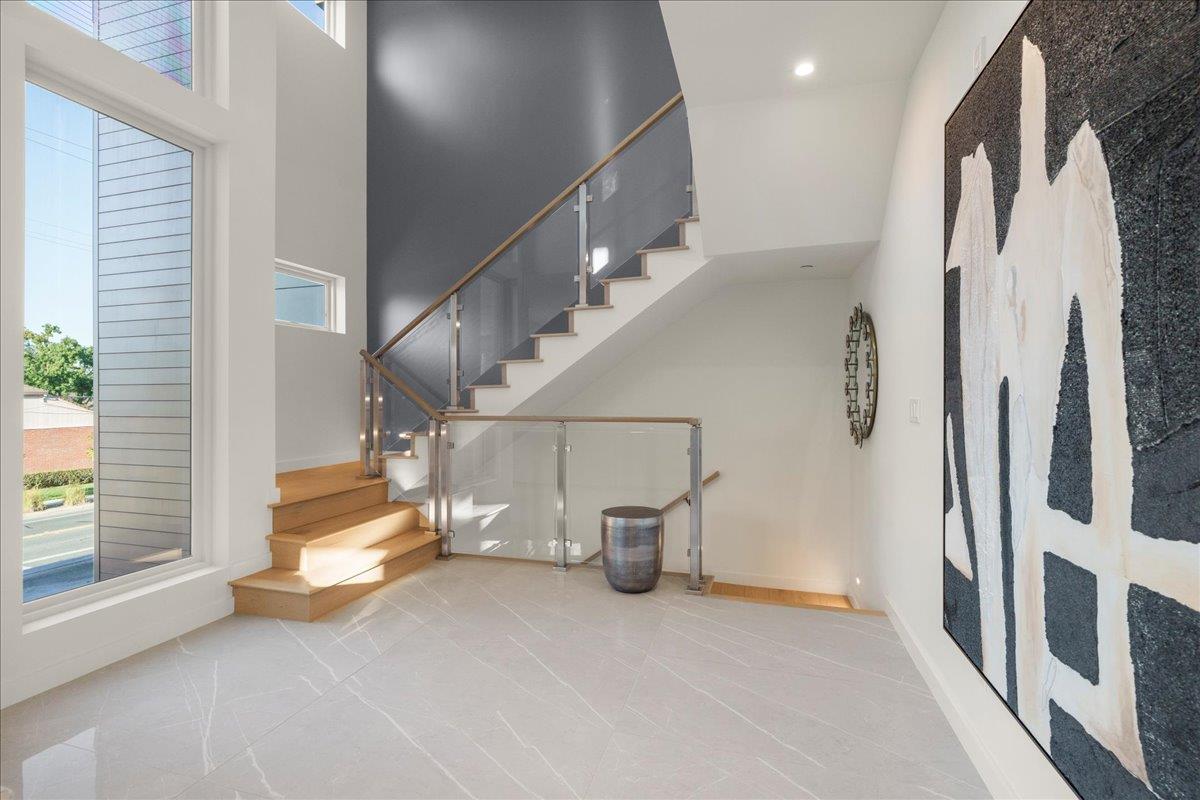 Detail Gallery Image 27 of 61 For 22540 Stevens Creek Blvd, Cupertino,  CA 95014 - 4 Beds | 4 Baths