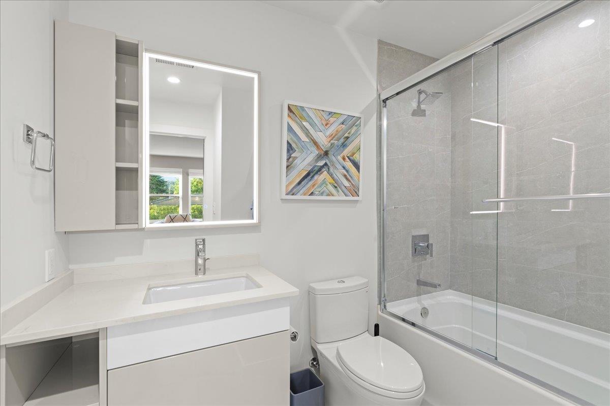 Detail Gallery Image 32 of 61 For 22540 Stevens Creek Blvd, Cupertino,  CA 95014 - 4 Beds | 4 Baths