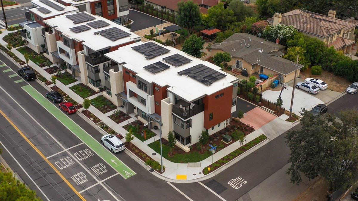 Detail Gallery Image 54 of 61 For 22540 Stevens Creek Blvd, Cupertino,  CA 95014 - 4 Beds | 4 Baths