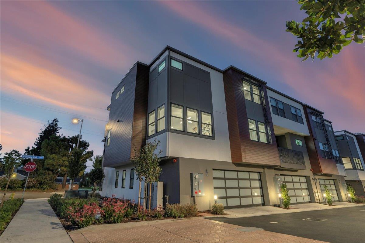 Detail Gallery Image 57 of 61 For 22540 Stevens Creek Blvd, Cupertino,  CA 95014 - 4 Beds | 4 Baths