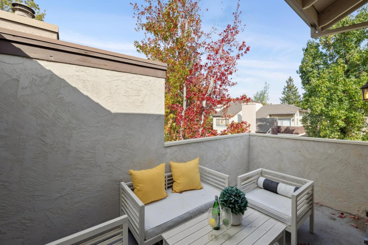 Detail Gallery Image 18 of 28 For 1901 La Corona Ct, Los Gatos,  CA 95032 - 3 Beds | 2/1 Baths