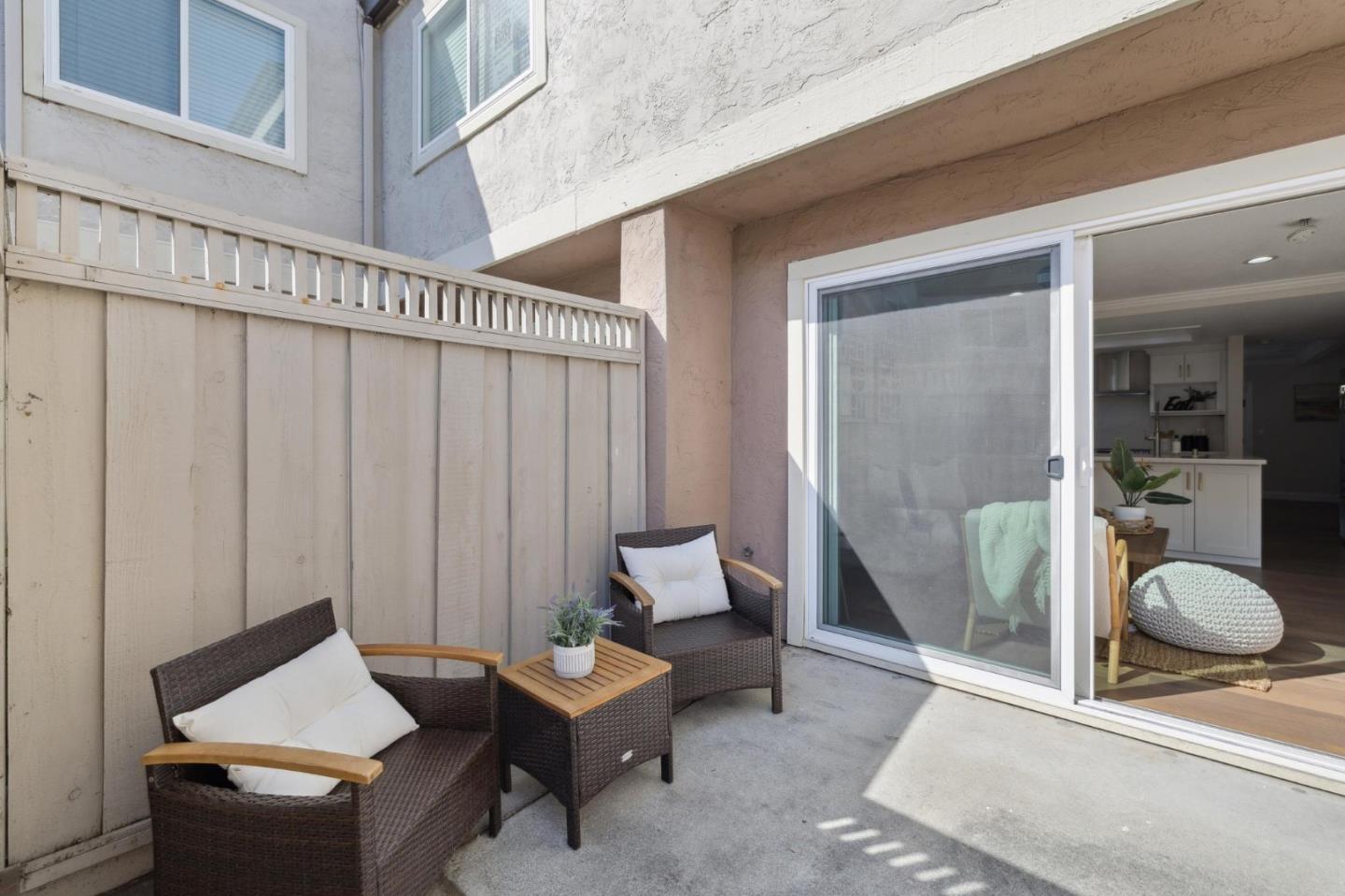 Detail Gallery Image 23 of 28 For 1901 La Corona Ct, Los Gatos,  CA 95032 - 3 Beds | 2/1 Baths