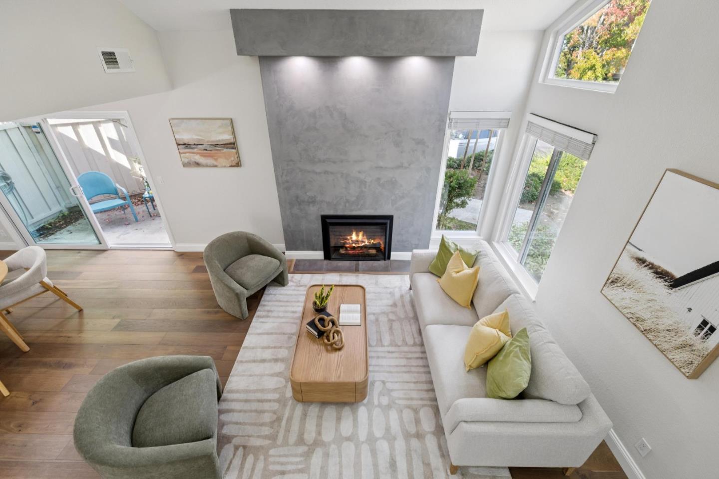 Detail Gallery Image 3 of 28 For 1901 La Corona Ct, Los Gatos,  CA 95032 - 3 Beds | 2/1 Baths