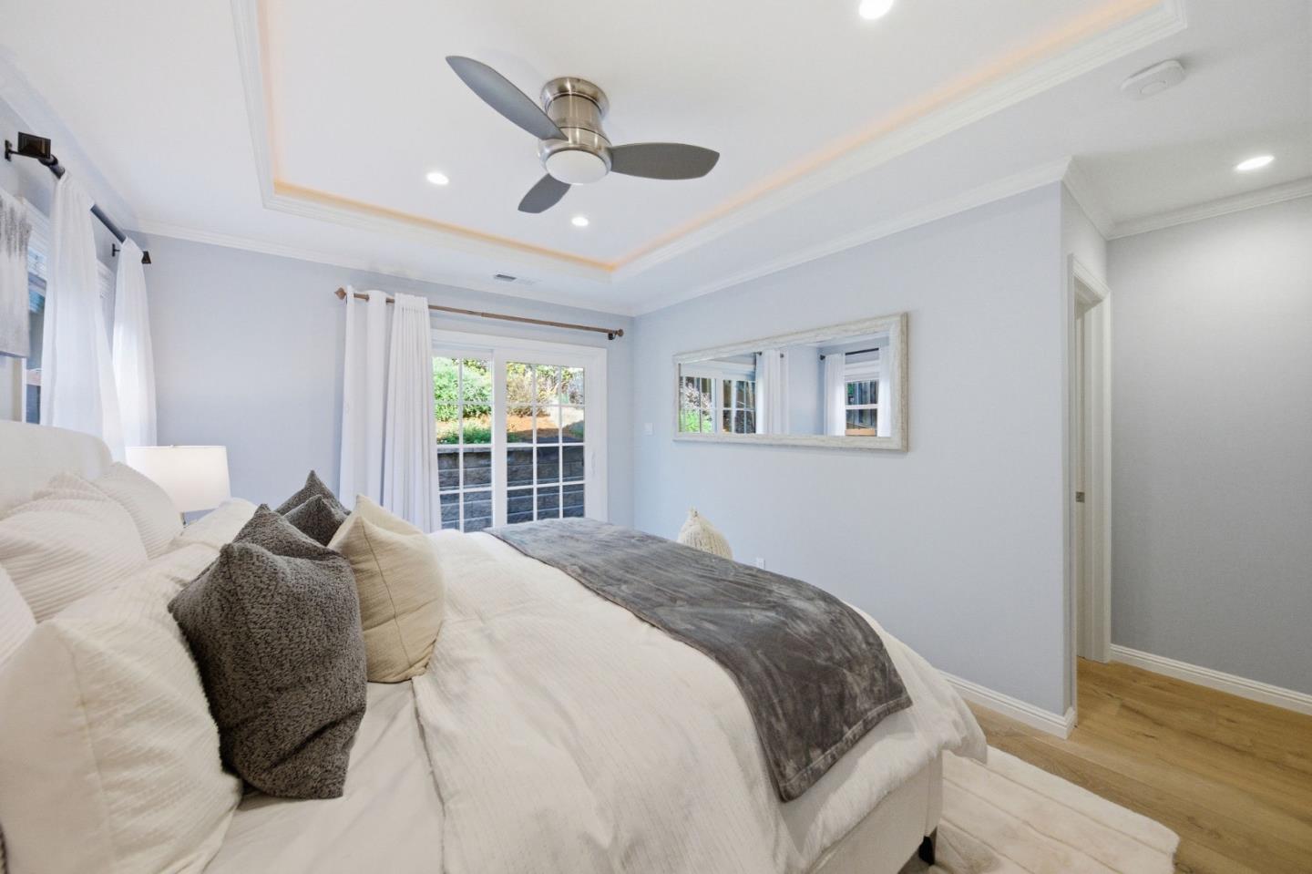 Detail Gallery Image 30 of 80 For 108 Beverly Dr, San Carlos,  CA 94070 - 3 Beds | 2 Baths