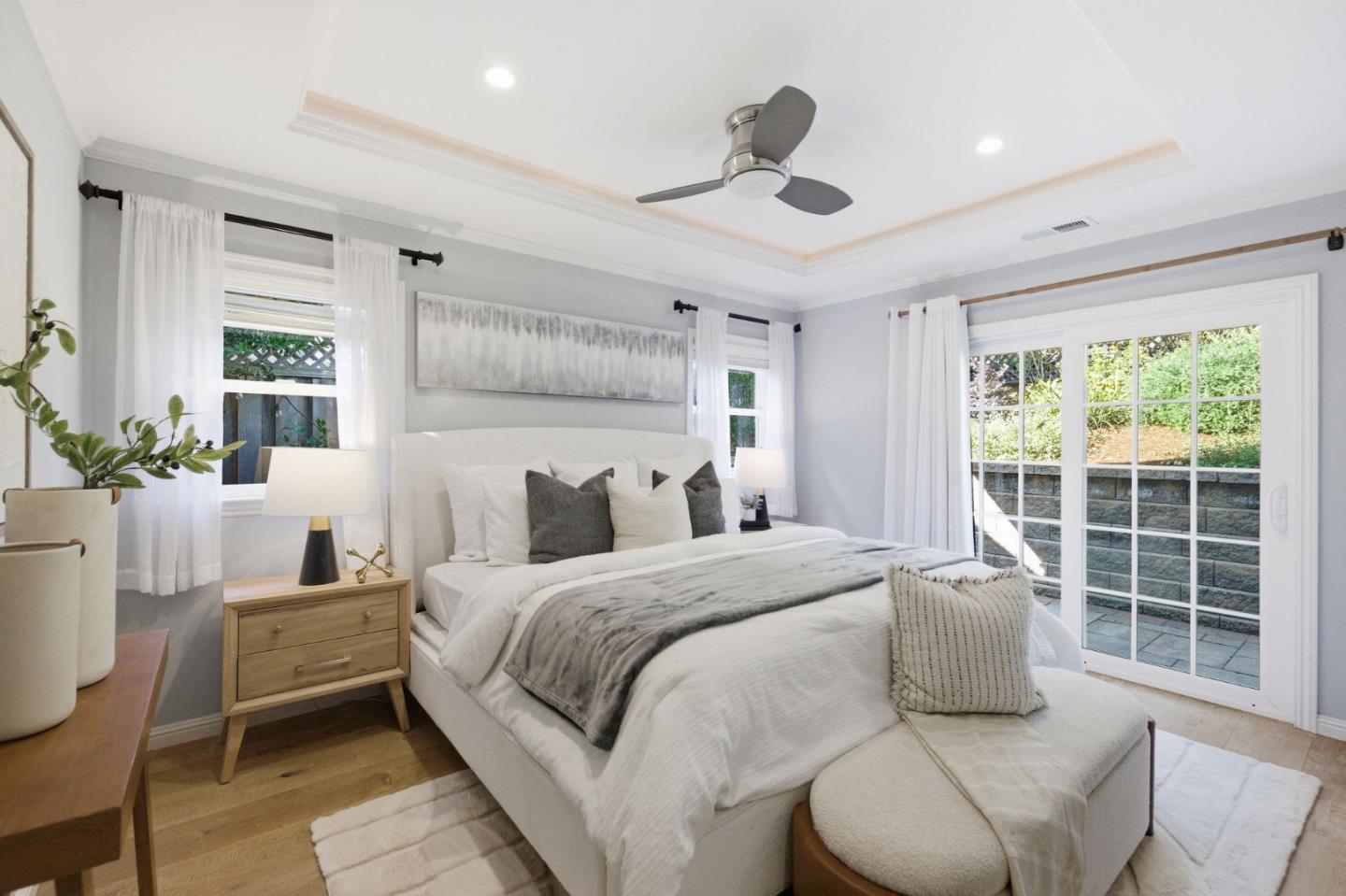 Detail Gallery Image 31 of 80 For 108 Beverly Dr, San Carlos,  CA 94070 - 3 Beds | 2 Baths