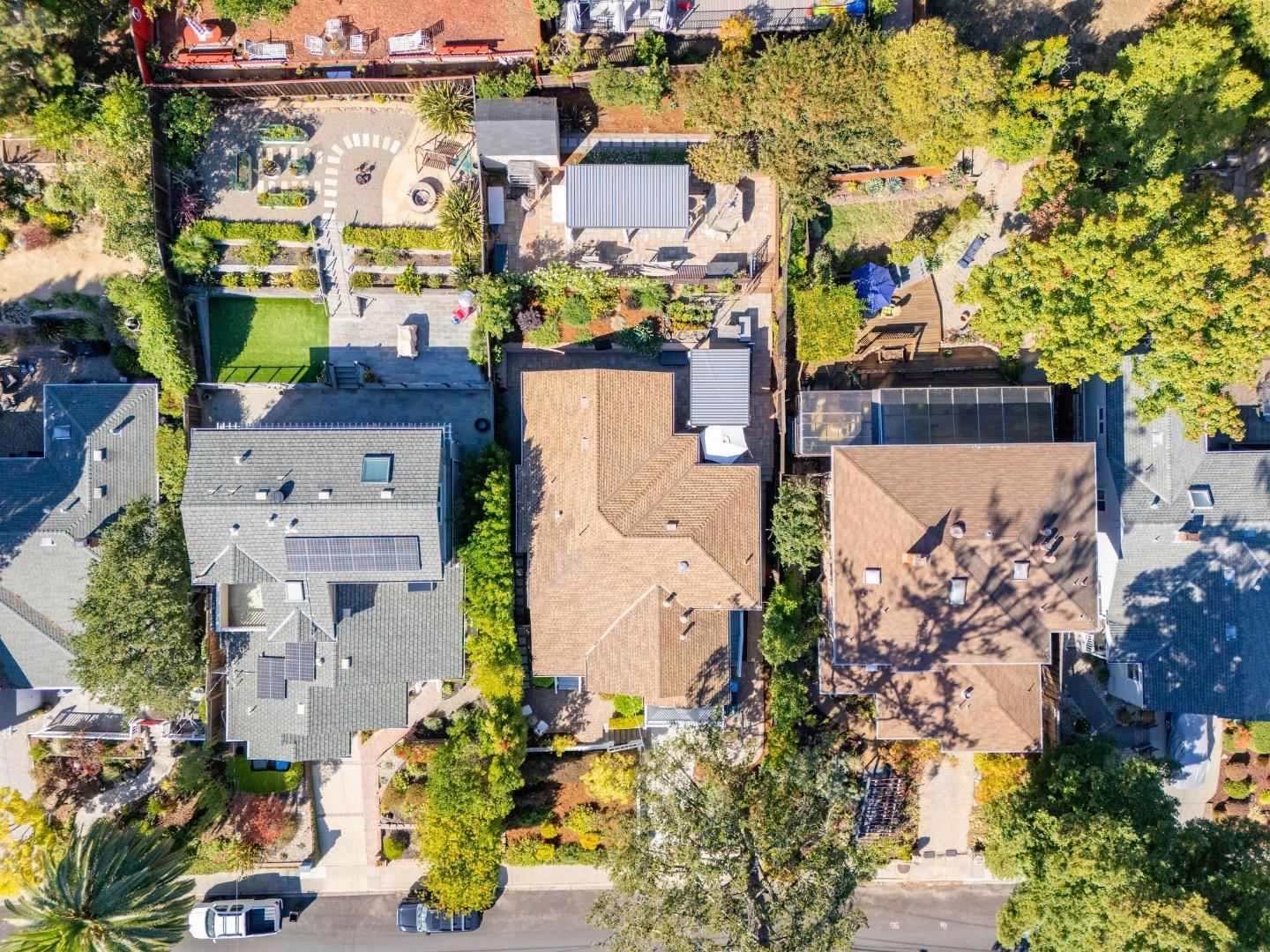 Detail Gallery Image 4 of 80 For 108 Beverly Dr, San Carlos,  CA 94070 - 3 Beds | 2 Baths