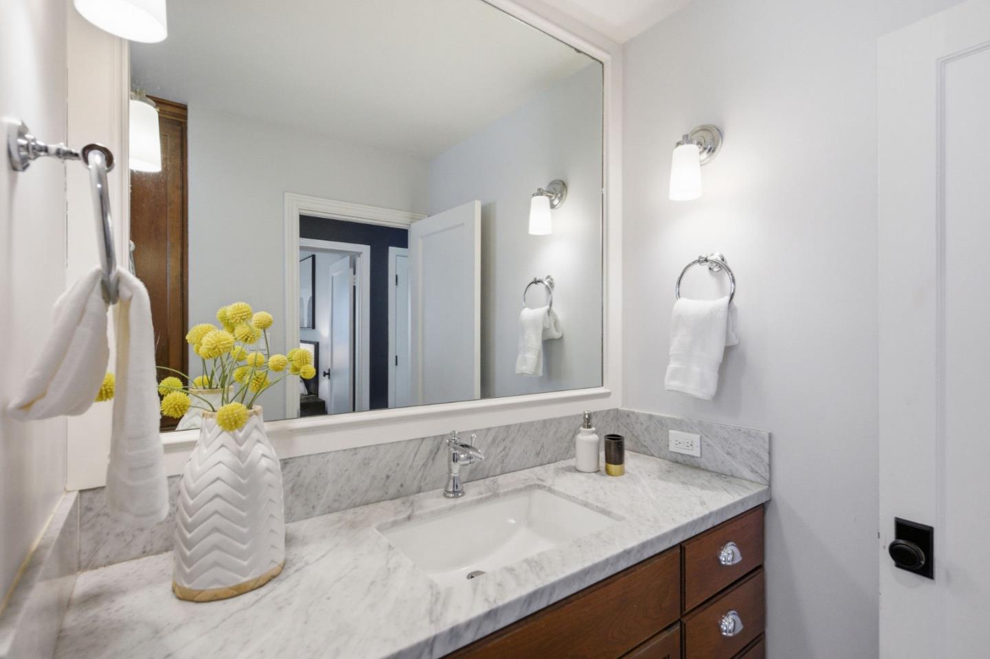 Detail Gallery Image 43 of 80 For 108 Beverly Dr, San Carlos,  CA 94070 - 3 Beds | 2 Baths