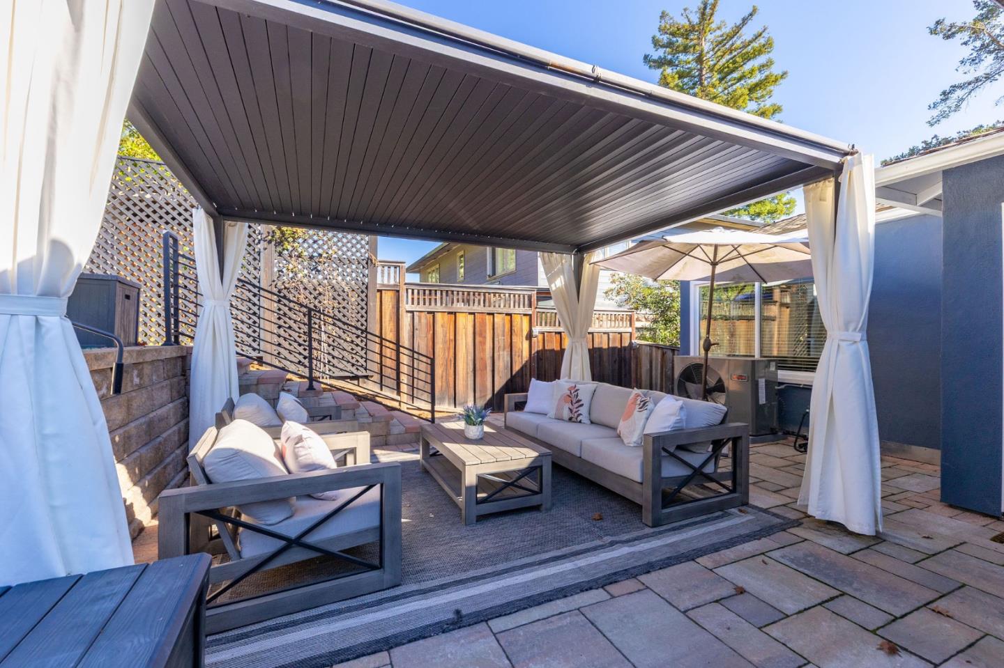 Detail Gallery Image 56 of 80 For 108 Beverly Dr, San Carlos,  CA 94070 - 3 Beds | 2 Baths