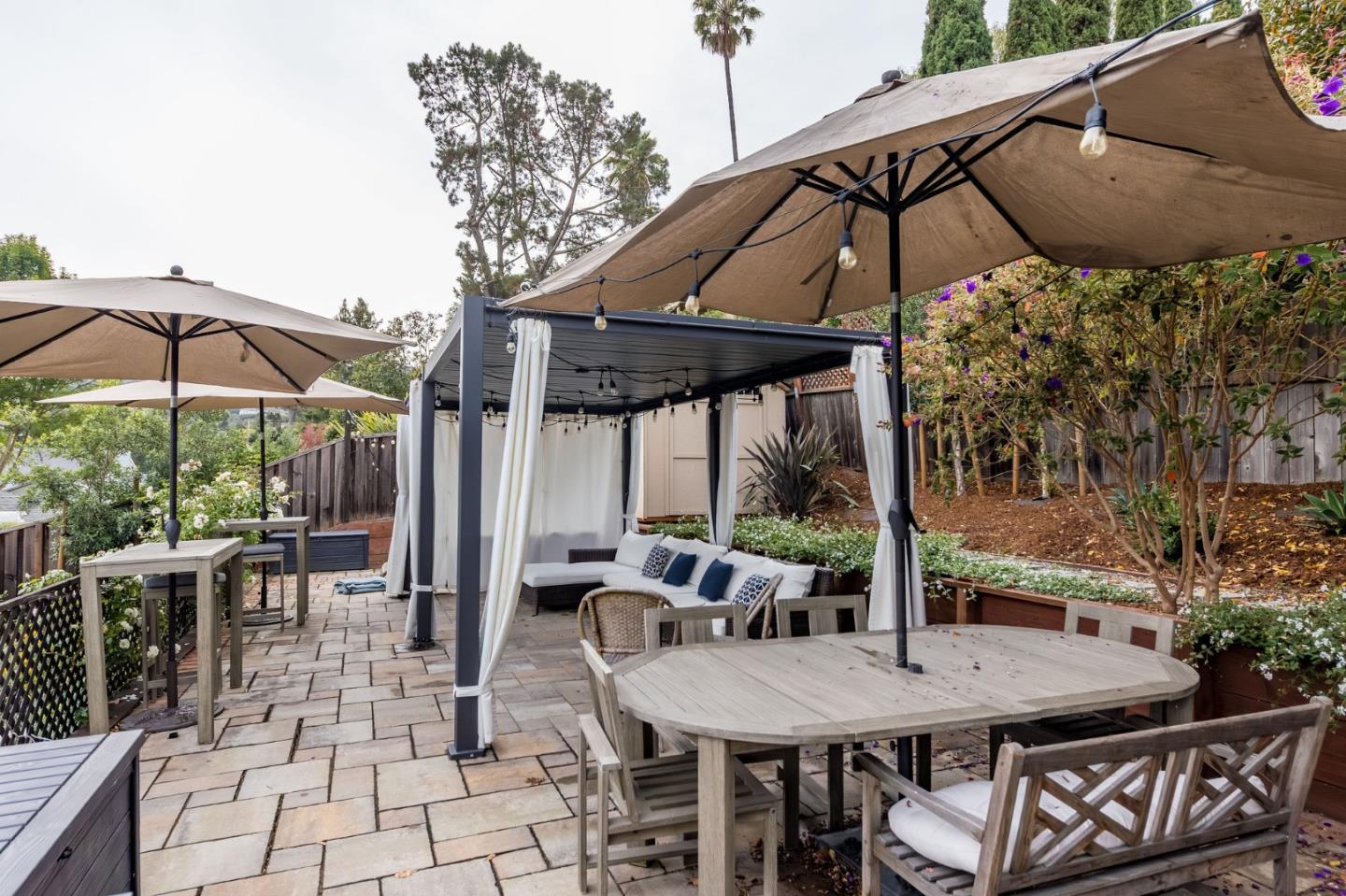 Detail Gallery Image 58 of 80 For 108 Beverly Dr, San Carlos,  CA 94070 - 3 Beds | 2 Baths