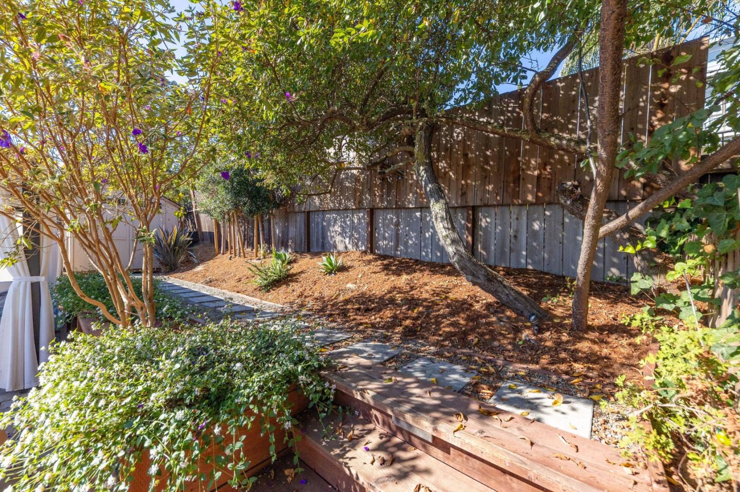 Detail Gallery Image 66 of 80 For 108 Beverly Dr, San Carlos,  CA 94070 - 3 Beds | 2 Baths