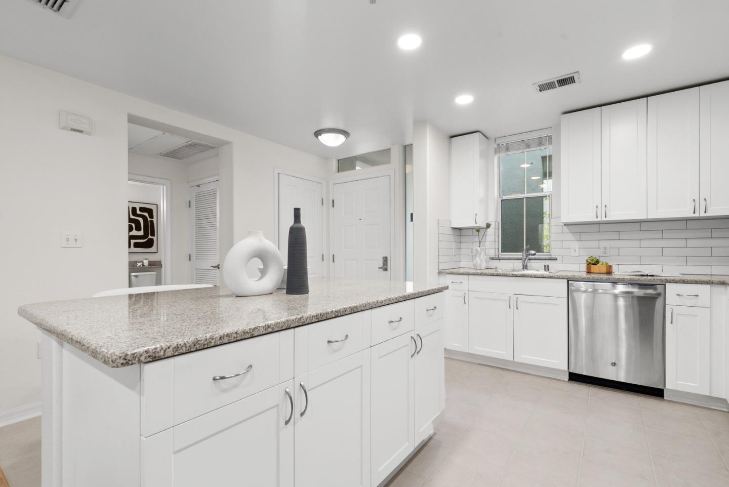 Detail Gallery Image 21 of 51 For 3901 Lick Mill Blvd #358,  Santa Clara,  CA 95054 - 1 Beds | 1 Baths