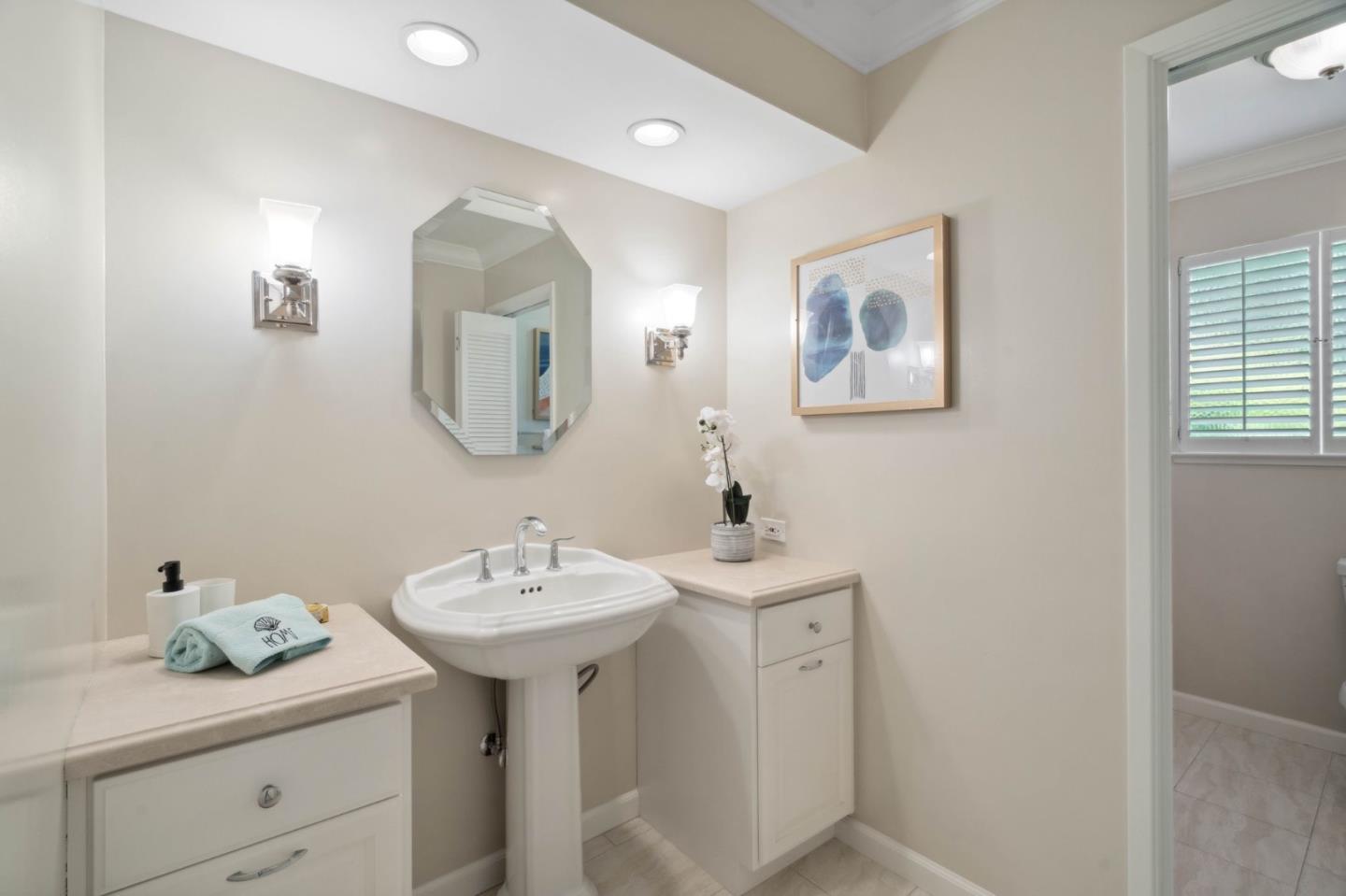 Detail Gallery Image 15 of 33 For 18561 Arbolado Way, Saratoga,  CA 95070 - 4 Beds | 3 Baths