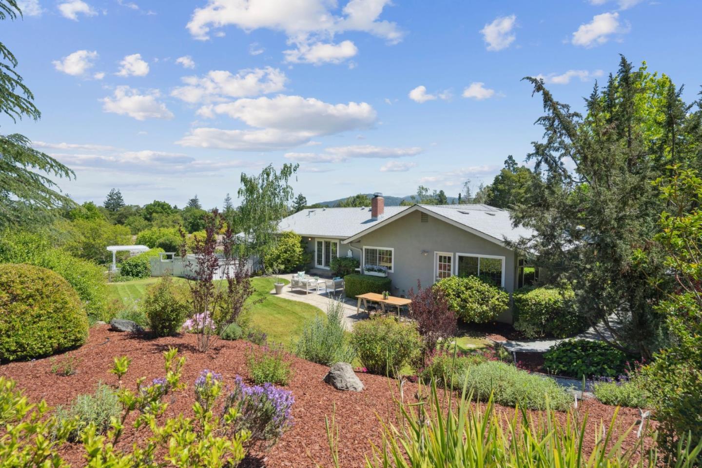 Detail Gallery Image 22 of 33 For 18561 Arbolado Way, Saratoga,  CA 95070 - 4 Beds | 3 Baths