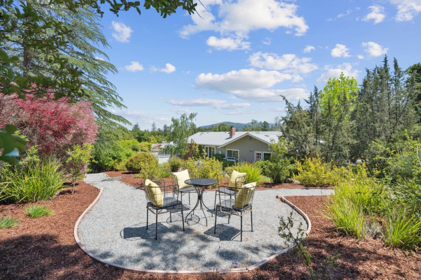 Detail Gallery Image 23 of 33 For 18561 Arbolado Way, Saratoga,  CA 95070 - 4 Beds | 3 Baths