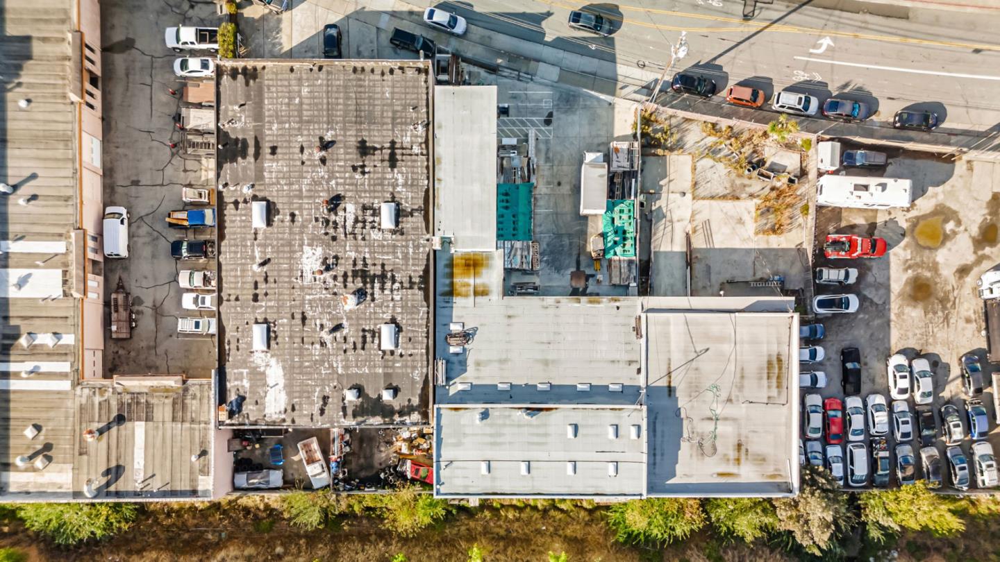 Detail Gallery Image 4 of 10 For 2163 Palm Ave, San Mateo,  CA 94403 - – Beds | – Baths