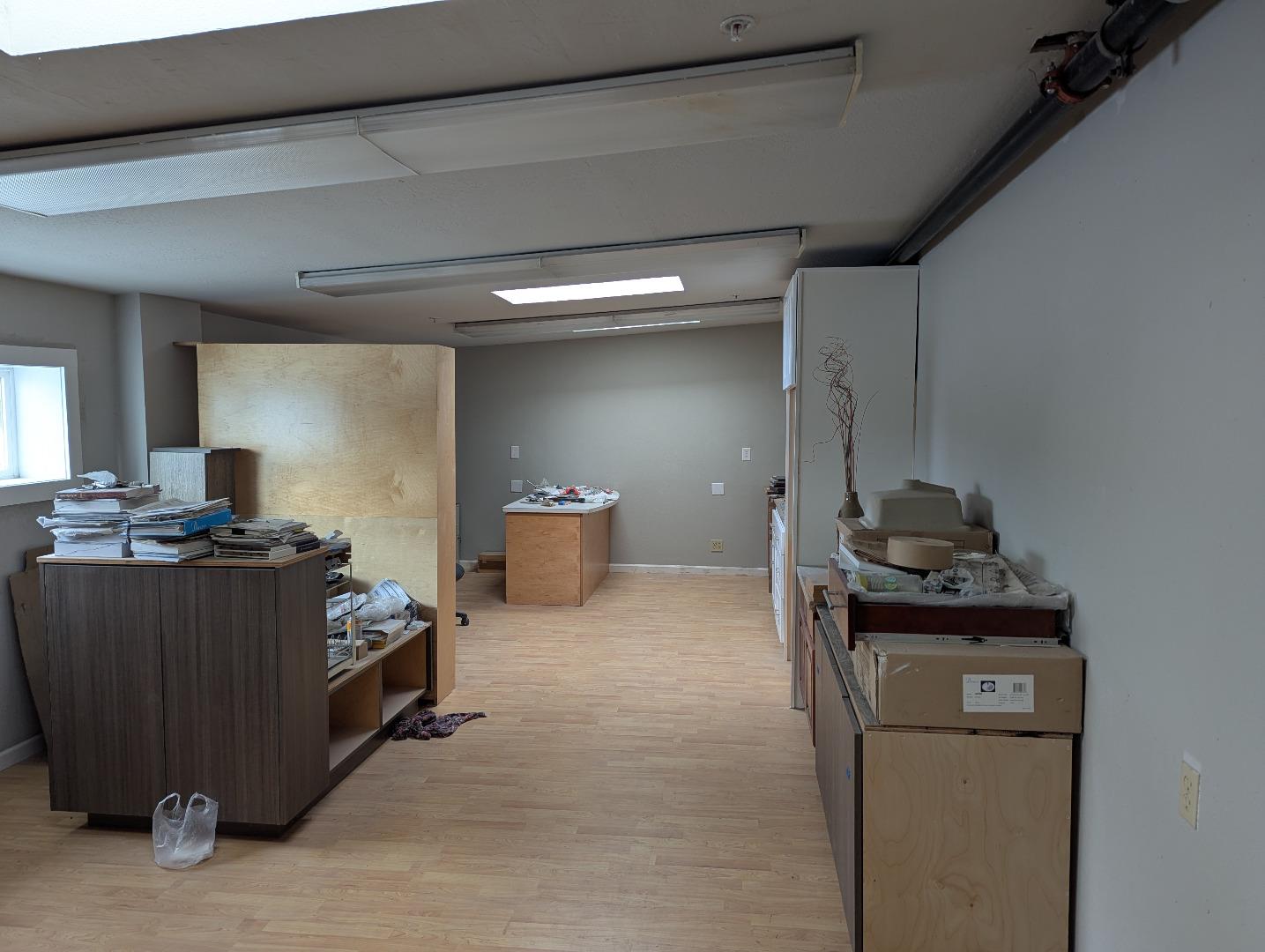 Detail Gallery Image 8 of 10 For 2163 Palm Ave, San Mateo,  CA 94403 - – Beds | – Baths