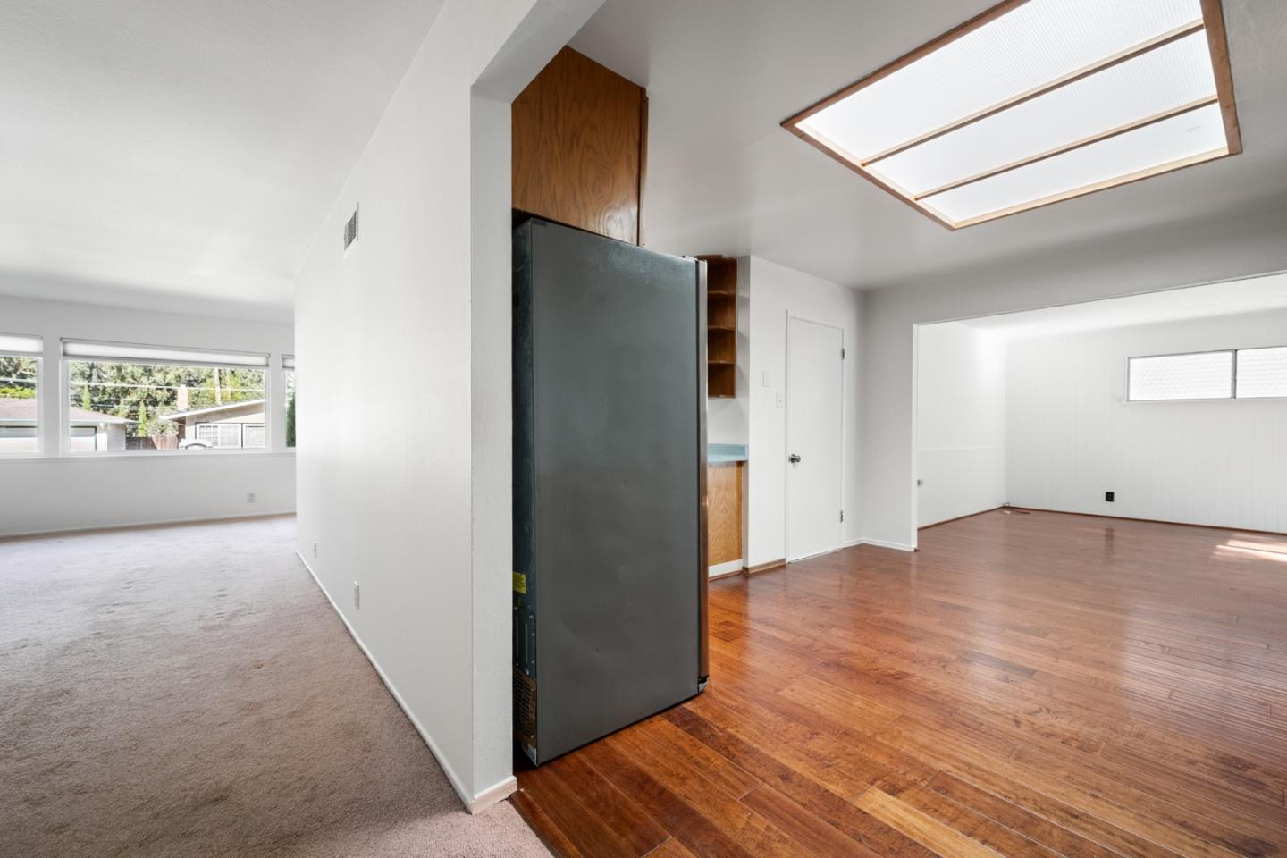 Detail Gallery Image 17 of 40 For 2405 Whitman Way, San Bruno,  CA 94066 - 3 Beds | 2 Baths