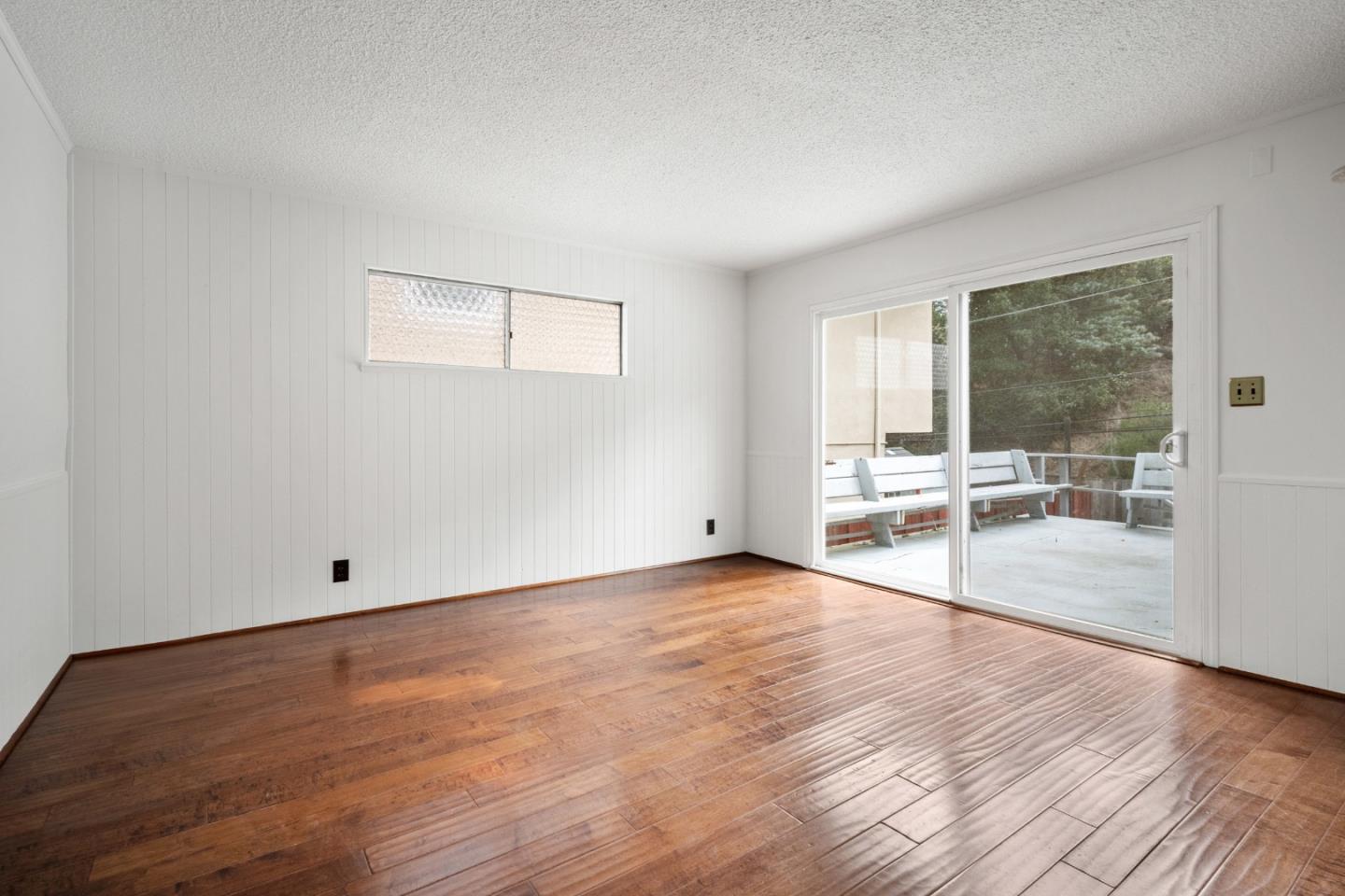 Detail Gallery Image 21 of 40 For 2405 Whitman Way, San Bruno,  CA 94066 - 3 Beds | 2 Baths