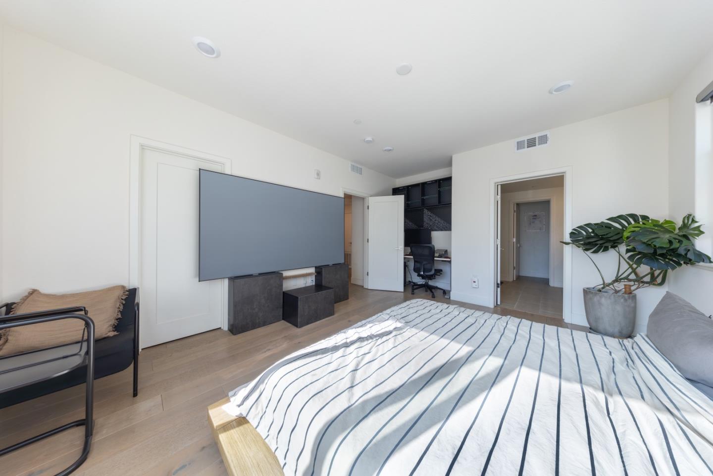 Detail Gallery Image 12 of 30 For 44808 Fremont Blvd #1000,  Fremont,  CA 94538 - 3 Beds | 3 Baths