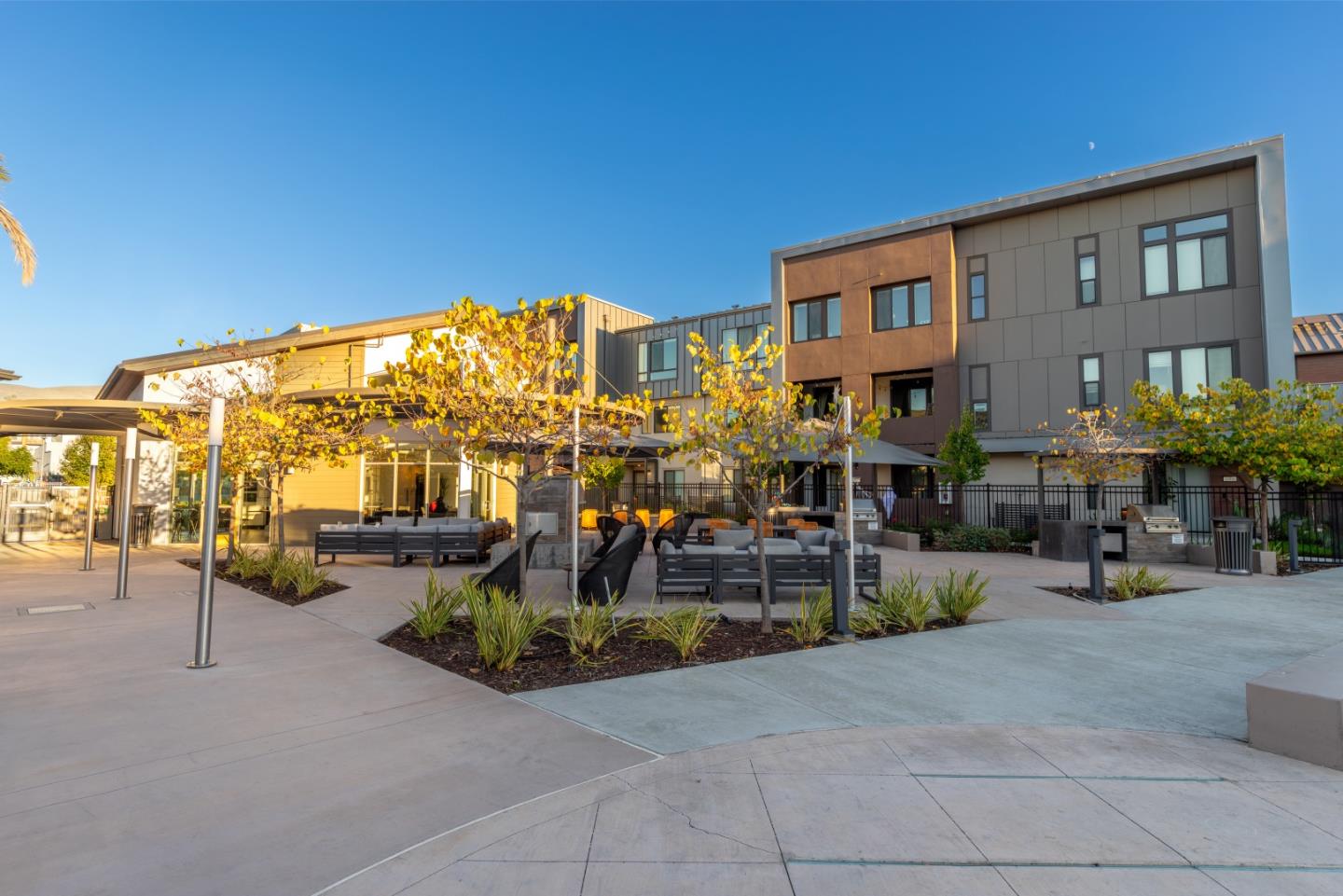 Detail Gallery Image 22 of 30 For 44808 Fremont Blvd #1000,  Fremont,  CA 94538 - 3 Beds | 3 Baths