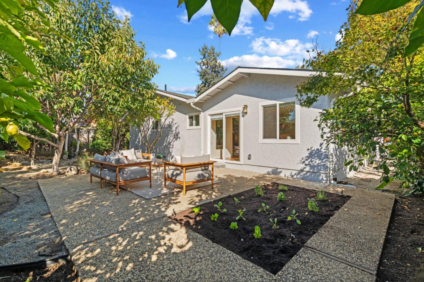 Detail Gallery Image 33 of 42 For 2267 Fenian Dr, Campbell,  CA 95008 - 3 Beds | 2 Baths