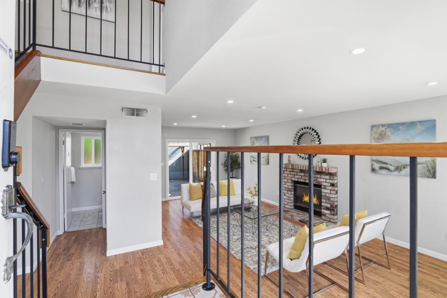 Detail Gallery Image 2 of 28 For 7266 Sleepy Creek Dr, San Jose,  CA 95120 - 3 Beds | 2/1 Baths